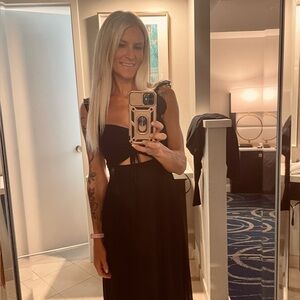 Meet your posher, Alison